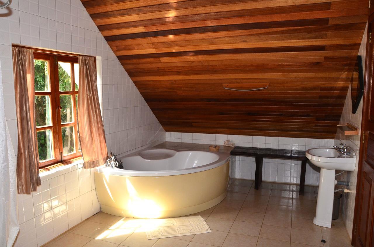 Kaz Ladouceur Bed & Breakfast Đảo Đảo La Digue Ngoại thất bức ảnh